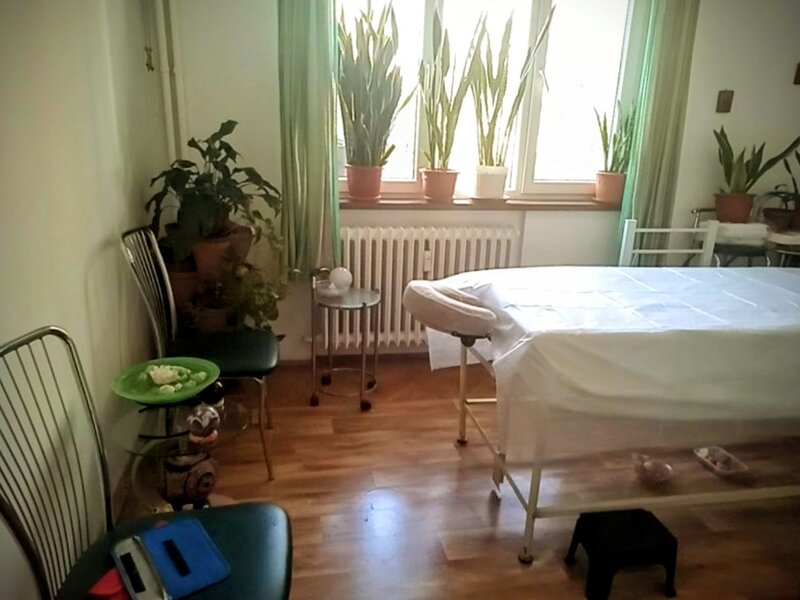 Doar masaj adevarat si tehnici manuale, alte servicii nu sunt